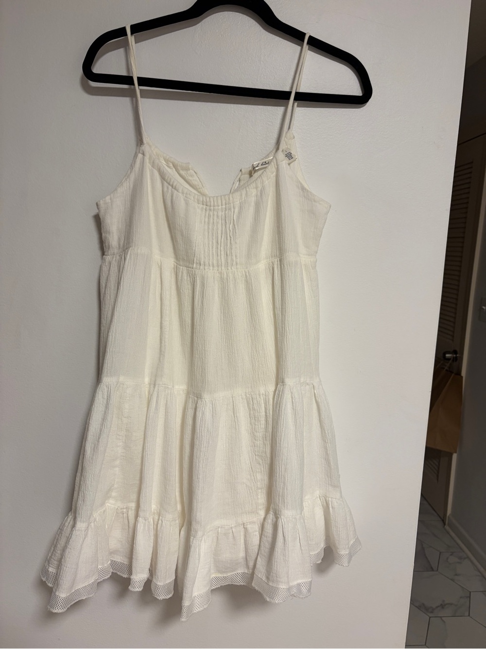 Derek Heart Women’s L White 100% Cotton Tiered Ruffle Boho Summer Dress - Picture 2 of 9